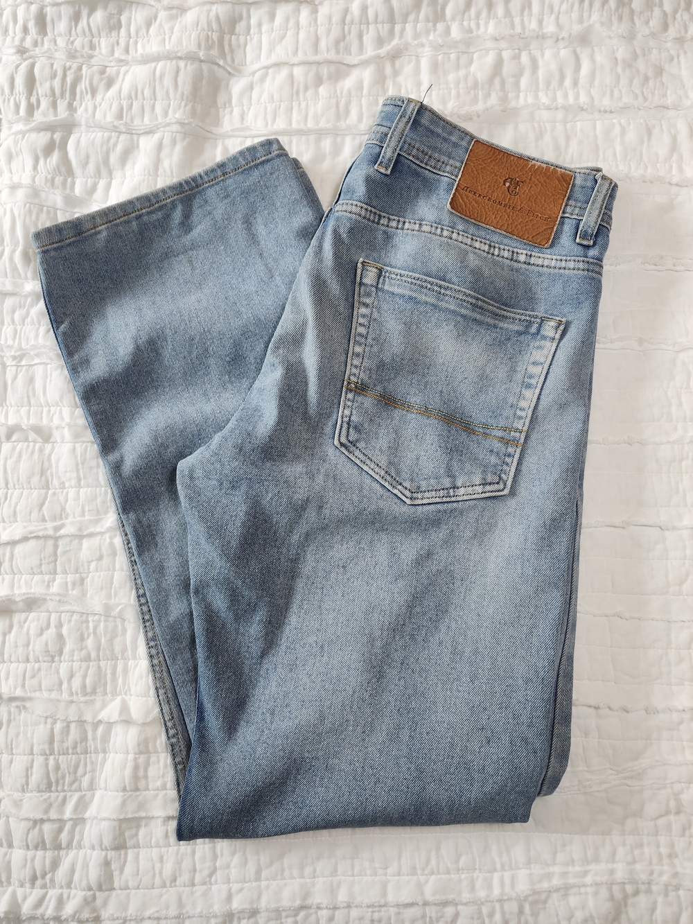 Vintage Abercrombie & Fitch Boyfriend-Style Jeans | Y2K Denim 32 Inch